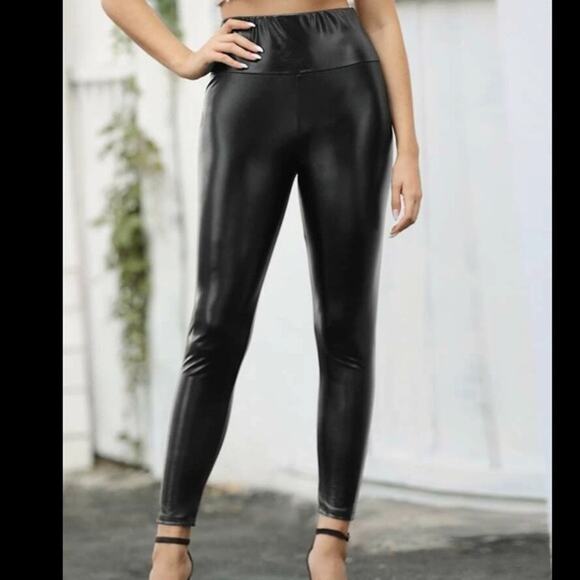 Liquid Latex Size M Faux Leather Black Pull on Leggings - Picture 1 of 11